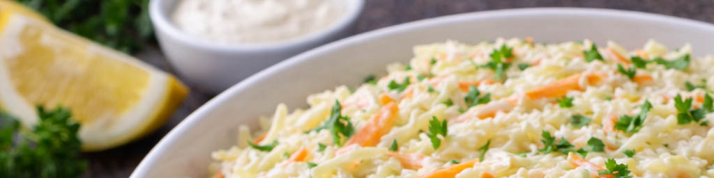 Klassikaline coleslaw kapsasalat