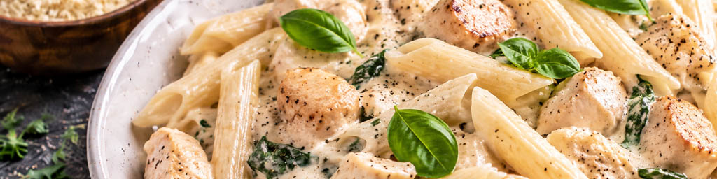 Koorene kanapasta taldrikul